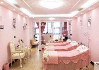 免費檢測皮膚?美容院告知女子渾身是病!事后傻眼:4萬塊沒了